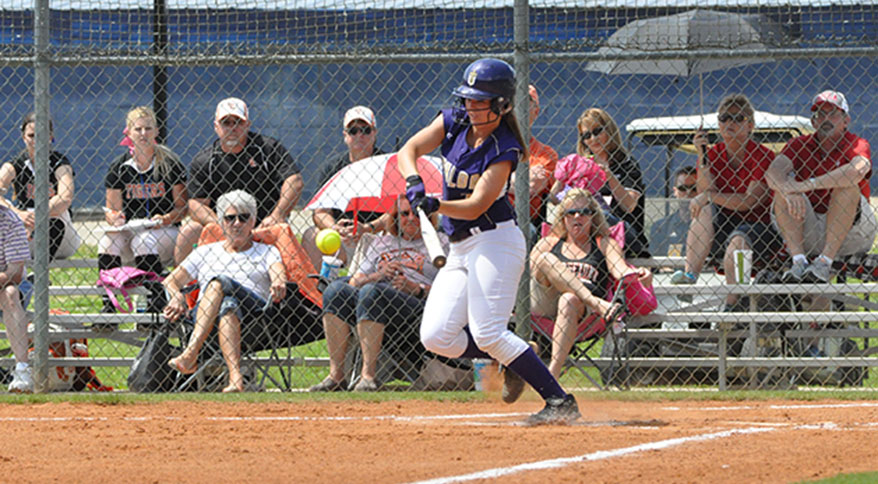 No. 25 Taylor Regroups from Game One Loss in Split with WIU