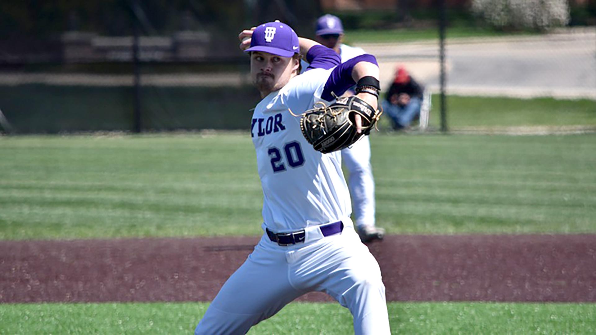 No. 18 Trojans Sweep Knights Behind Strong Starting Pitching