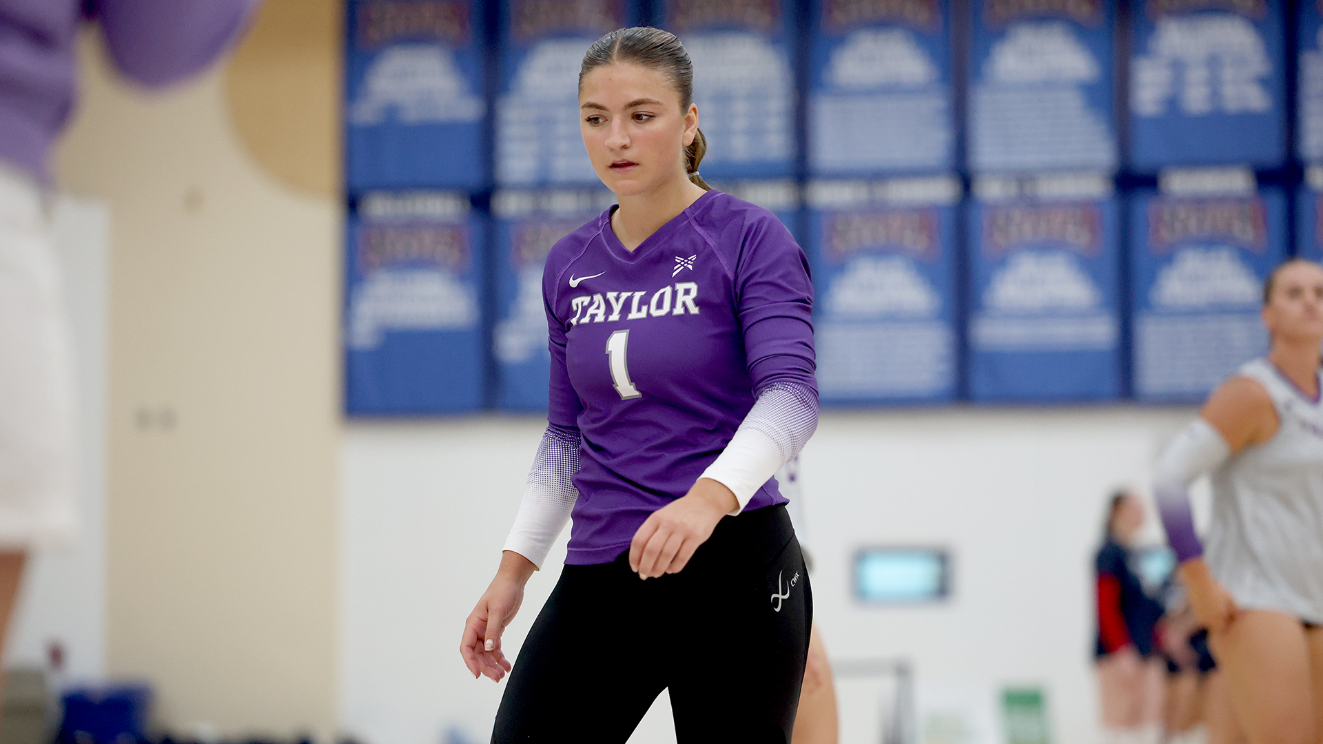 Flagle Reaches 1,000 Digs as Taylor Drops Closing Matches of Florida Tournament